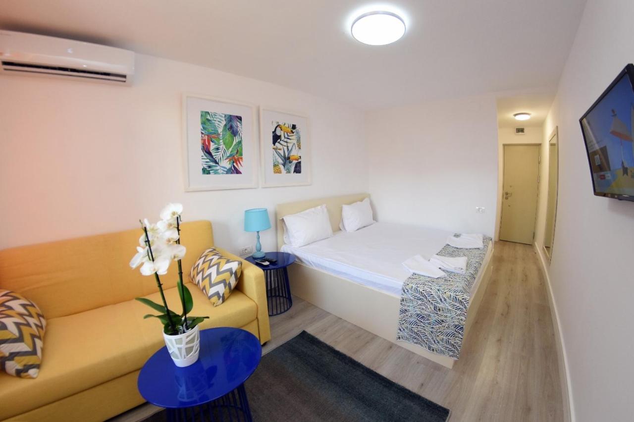 Spring Holiday Resort Neptun Bagian luar foto