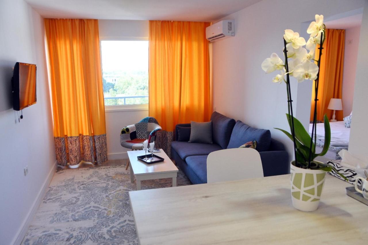 Spring Holiday Resort Neptun Bagian luar foto